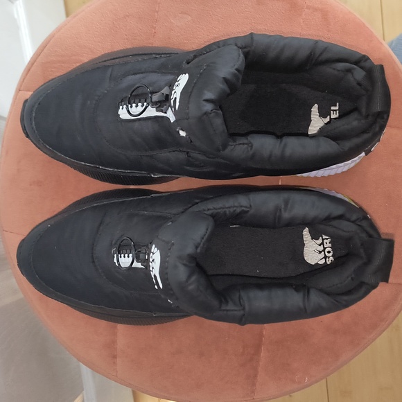 Sorel Out N About Puffy Zip Boot Size 7.5 - Picture 6 of 9